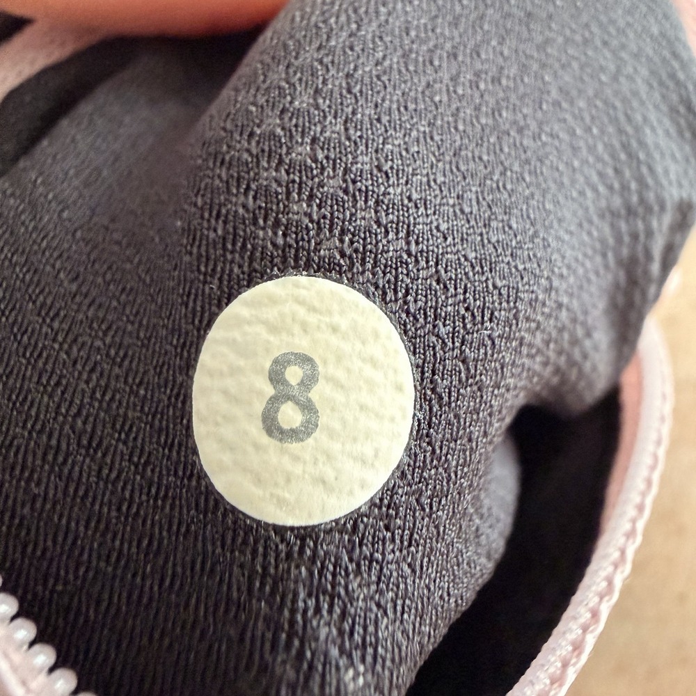 EUC Lululemon Run Times Short 4" - 4-way Stretch Floral Sport Black Multi Sz. 8 - Picture 3 of 5